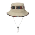 Dettaglio cappello da sole outdoor con nastro etnico e cordino regolabile - Beige (Motivo Etnico)