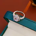 Eleganter Zirkonia Ring mit doppeltem Halo Design und poliertem Silber Finish - Doppelter Halo-Zirkonia-Stil (戒指-银色款式一) / Silber