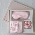 Coffret cadeau de sommeil en satin rose avec masque, taie d'oreiller et chouchou - Coffret Cadeau Rose Frais (Masque + Taie + Scrunchie)