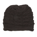Detalle del gorro de punto marrón con textura de ondas y borde enrollado suave - M (56-58cm) / café