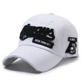 Vintage Baseballkappe in Schwarz-Weiß mit New York Stickerei und Used-Look - Verstellbar / Weiß