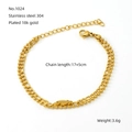 Detailansicht der zweilagigen Goldfeder-Anklet aus Edelstahl mit 18k Vergoldung - Goldener Federanhänger (ZF1024G) / 18K Gold