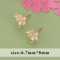 18k vergoldeter Blumen-Ohrring-Zubehör mit klaren Zirkonsteinen in 6,7 mm x 8 mm - Fünfblättrige Blume