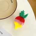 Graziosa pinza per capelli a forma di carota in acetato con finitura colorata - 9.2cm / Carota Rosso Rosa