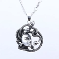 Collana con ciondolo Medusa gotica in acciaio inossidabile argento con catena box - Pendaglio Ritratto di Medusa (C0703) / Argento