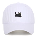 Weiße Baumwoll-Baseballkappe mit detaillierter schwarzer Katzenstickerei und gebogenem Visier - Weiß