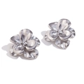 Silver flower stud earring with sparkling zircon center in a vintage 18K gold plated style - Silver - White Zircon