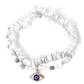 Detail of beaded bracelet with white turquoise chips and blue evil eye pendant charm - White (FK1480)