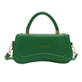 Borsa a mano chic in pelle PU verde ondulata con scritte dorate e tracolla rimovibile - Verde