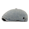 Berretto in denim lavato azzurro con fibbia in metallo regolabile e design vintage piatto - Blu e Bianco