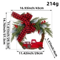 Ghirlanda natalizia con camion rosso stile fattoria, dimensioni 43cm x 37,5cm su fondo bianco - K2-28 Ghirlanda di Natale Camion Rosso 35cm