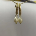 Elegant gold drop earrings with textured cubic zirconia bar and white freshwater pearls - Textured Bar Pearl Style (5247207550027)