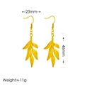 Pendientes de hoja dorada con especificaciones de 46mm de largo y 23mm de ancho - Ganchos para pendientes / Chapado en Oro de 18K