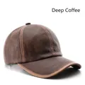 Casquette de baseball vintage en cuir marron foncé avec coutures renforcées et style rétro - Café Foncé