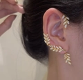 Elegante set di ear cuff a foglia dorata con pavé di cristalli per un look di lusso - 9# Set foglia d'oro - Orecchio destro