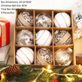 Dettaglio di palline di Natale da 8cm in scatola kraft con decorazioni festive - Stile Trasparente con Pizzo di Canapa e Renna (5634299601599)