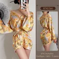 Ensemble de lingerie kimono jaune à fleurs avec cardigan en satin et ceinture - Taille unique / Jaune Fleuri