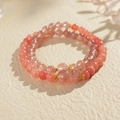 Détails des perles de quartz fraise à double rangée avec espaceurs floraux dorés - Bracelet Double Couche PiXiu en Cristal de Fraise (Avec Boîte Cadeau)