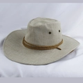 Détail du chapeau de cow-boy beige en coton et lin avec corde tressée et œillets - 58cm Taille Unique / Lin Champagne