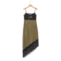 Armeegrünes Satin-Unterkleid mit schwarzem Spitzenbesatz und Spaghetti-Trägern - XS / Olivgrün