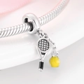 Colgante de raqueta de tenis de plata S925 con bola amarilla en cadena de serpiente - Raqueta de Tenis y Pelota Amarilla(PD0110)