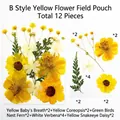 Dettaglio del kit in resina floreale fai-da-te con 12 petali di fiori secchi pressati - Mini Pacchetto di Fiori Gialli Stile B
