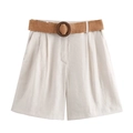 Dames short met hoge taille in beige inclusief gevlochten riem en ronde gesp - XS / Bottoms / Broken Wit