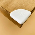 Paraspigoli in silicone bianco con design animale per angoli di tavoli - Angolo Sottile Bianco