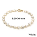 Elegante pulsera de cadena con corazones dorados e incrustaciones de nácar y mosquetón - Corazón Blanco Dorado (KB166501-Z)