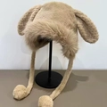 Khaki Plüsch Fuchsohren Mütze mit langen Riemen und Bommeln für warme Wintertage - Doppelkugel Hasenohren Stil / Khaki