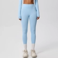 Lichtblauwe yoga-legging met hoge taille en naadloze pasvorm voor fitness en pilates - Hemelsblauw