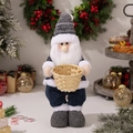 Gnome de Noël scandinave en peluche avec bonnet tricoté et petit panier en osier tressé - Poupée Père Noël debout tricotée grise