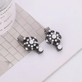 Pinzas para el pelo barrocas vintage con perlas y strass en diseño floral elegante - Juego Negro (2 piezas)