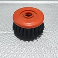 Brosse à vaisselle à long manche avec base orange et poils noirs pour nettoyage cuisine - Tête de Brosse de Rechange Orange