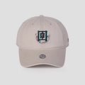 Gros plan sur la broderie chinoise traditionnelle et le sceau holographique de la casquette - M (56-58cm) / Beige