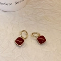 Vintage gold hoop earrings featuring a glossy deep red square resin pendant - 22# Ear Clip - Red Square (Gold Plated)