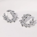 Boucles d'oreilles clous en acier inoxydable poli en forme de couronne de feuilles - Couleur Acier