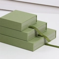 Dreiteiliges Set avocado-grüner Schmuckschatullen in verschiedenen Größen mit Schublade - 7*7*2cm / Dschungelgrün
