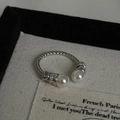 Adjustable 925 sterling silver twist ring featuring two white pearls and subtle crystal accents - Silver Twist Pearl (JZ0863)