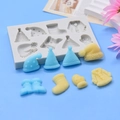 Stampo in silicone natalizio con cappelli calze e maglioni per decorazione torte - Forme di Abbigliamento Invernale di Natale (8 Fori) / Grigio
