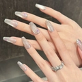 Uñas postizas artesanales de ojo de gato con purpurina plateada y flores - XS / Ataúd Mediano