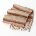 Geruite mohair sjaal met oranje en bruine strepen en zachte beige franjes - 45x200+10x2cm / Oranje Bruin Gestreept