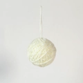 Pallina di Natale in lana bianco crema da 5 cm con trama intrecciata e cordino da appendere - Bianco Sporco