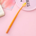Simpatica penna arancione con orsetto 3D su sfondo rosa, cancelleria creativa per scuola - Orso / Arancione