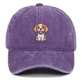 Détail de la broderie beagle dessin animé sur casquette en coton violet délavé - Violet