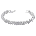 Macro shot of silver XOXO link bracelet with pavé heart charms and jewelry clasp - Heart X Link Chain / Silver Heart VL402