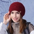 Gebreide bordeauxrode beanie met ruitvormige textuur en bruine leren logo-patch - Bordeauxrood