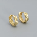Créoles torsadées dorées polies en argent s925 pour un look minimaliste moderne - Argent 925 / Or