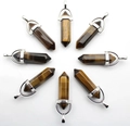 Set van acht zeshoekige tijgeroog steenhangers met gepolijste zilveren metalen sluitingen - Tijgeroog stenen armband