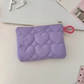 Détail du porte-monnaie matelassé cœur violet avec poignée rose et fermeture éclair argentée - Cœur Violet (Pochette à Monnaie Zippée)